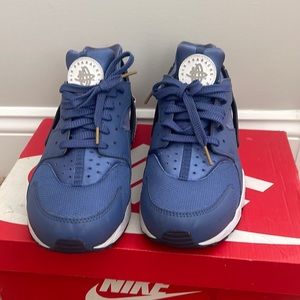 Nike Air Huarache sneakers